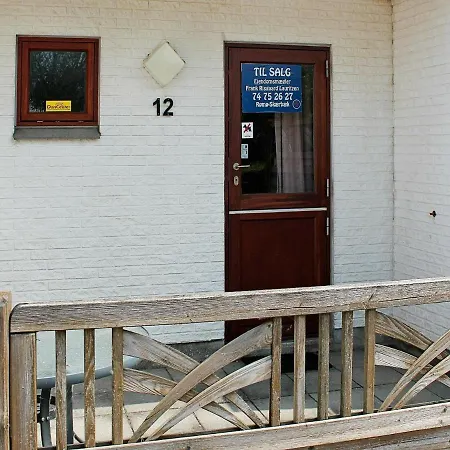 Apartment 4 Person In R M By Traum