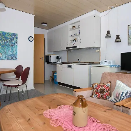 4 Person In R M Apartment